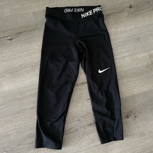 Nike Pro Crop Leggings Size S